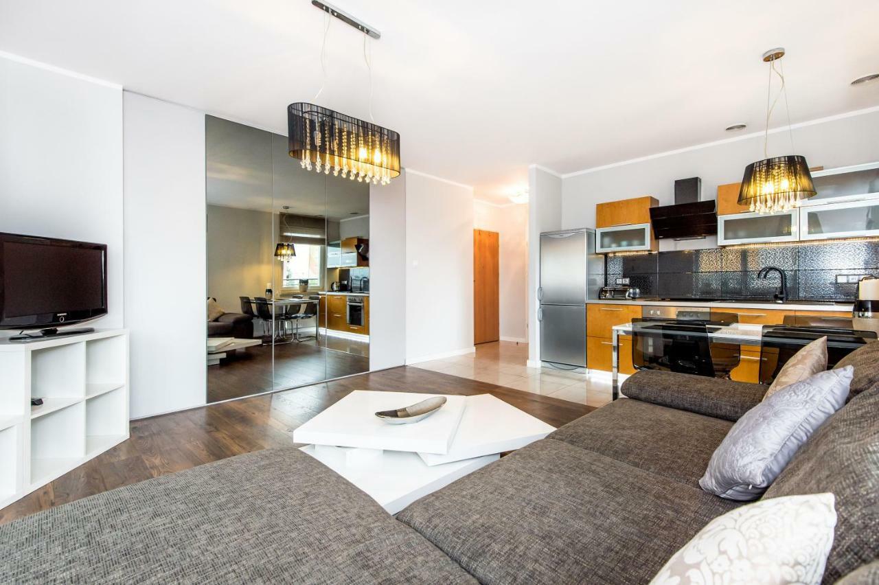 Super-Apartamenty Targi Poznanskie Экстерьер фото